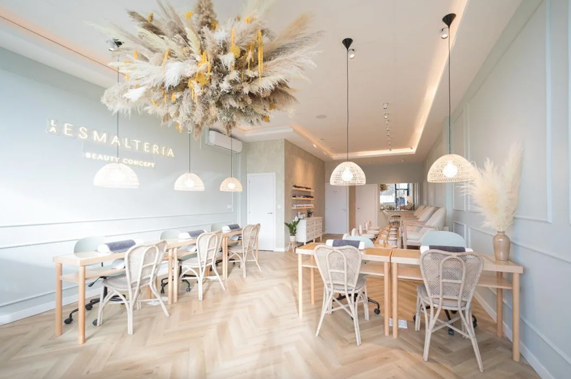 Decoración salon de uñas: 6 estilos en tendencia para tu salón
