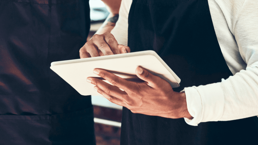 Mejor software para salones pequeños: cómo elegir la plataforma adecuada