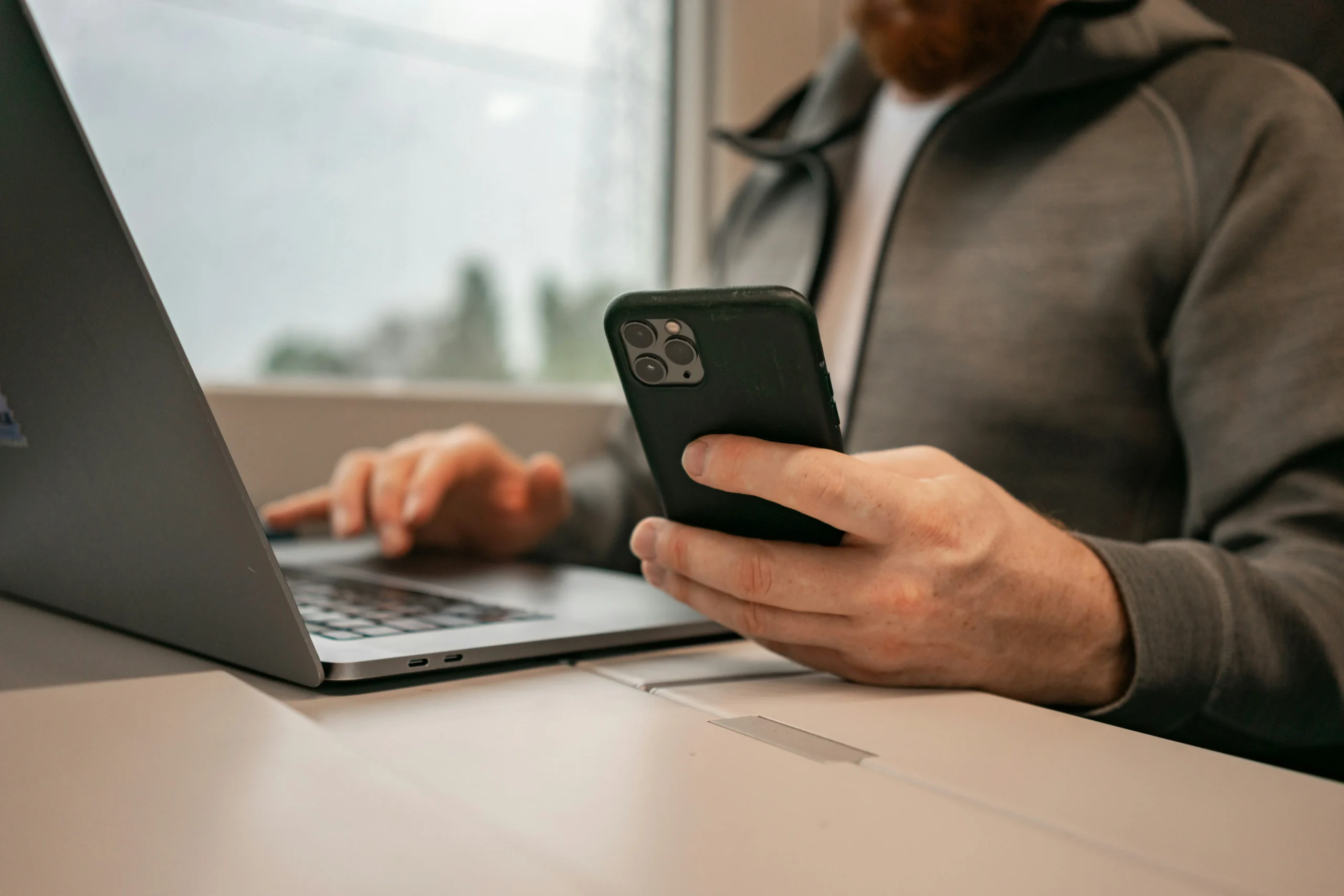 Reserva online para salones: por qu&eacute; importa y c&oacute;mo hacerla bien